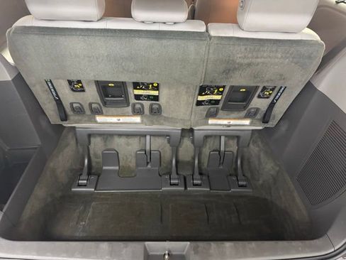 Used 2018 Toyota Sienna XLE AWD/4WD image 37