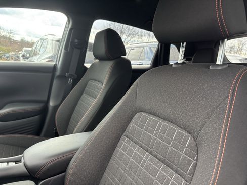 Used 2024 Honda HR-V Sport image 16