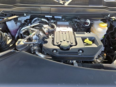 New 2025 RAM 2500 Big Horn image 31