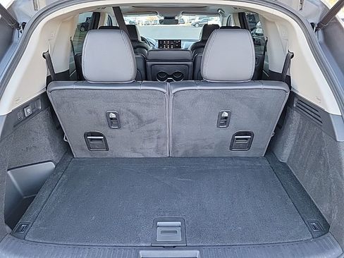 Used 2023 Acura MDX SH-AWD image 19