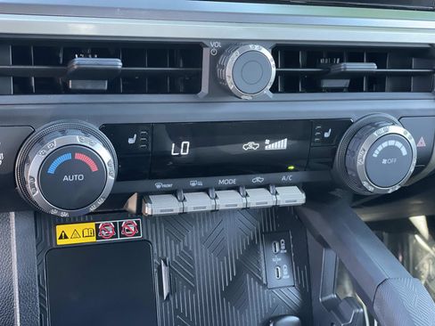 Used 2025 Toyota Tacoma TRD Off-Road w/ TRD Off Road Upgrade Package image 16