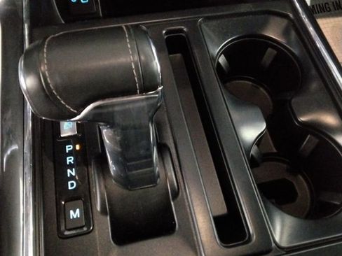 Used 2022 Ford F150 XLT w/ Equipment Group 302A High image 17