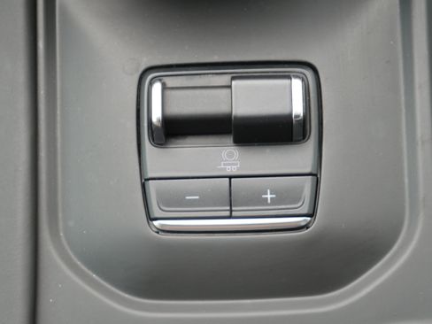 Certified 2023 GMC Sierra 1500 Denali Ultimate AWD/4WD image 26