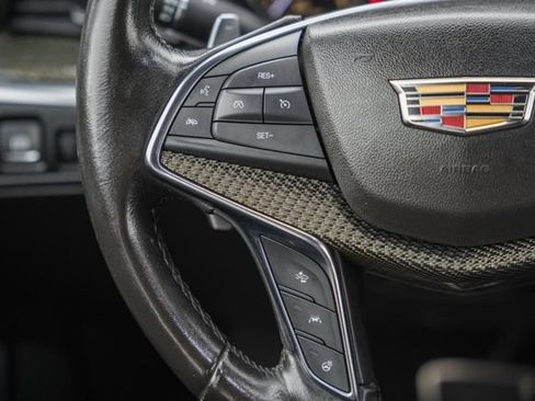 Used 2020 Cadillac XT5 Sportv w/ LPO, Illumination Package AWD/4WD image 30