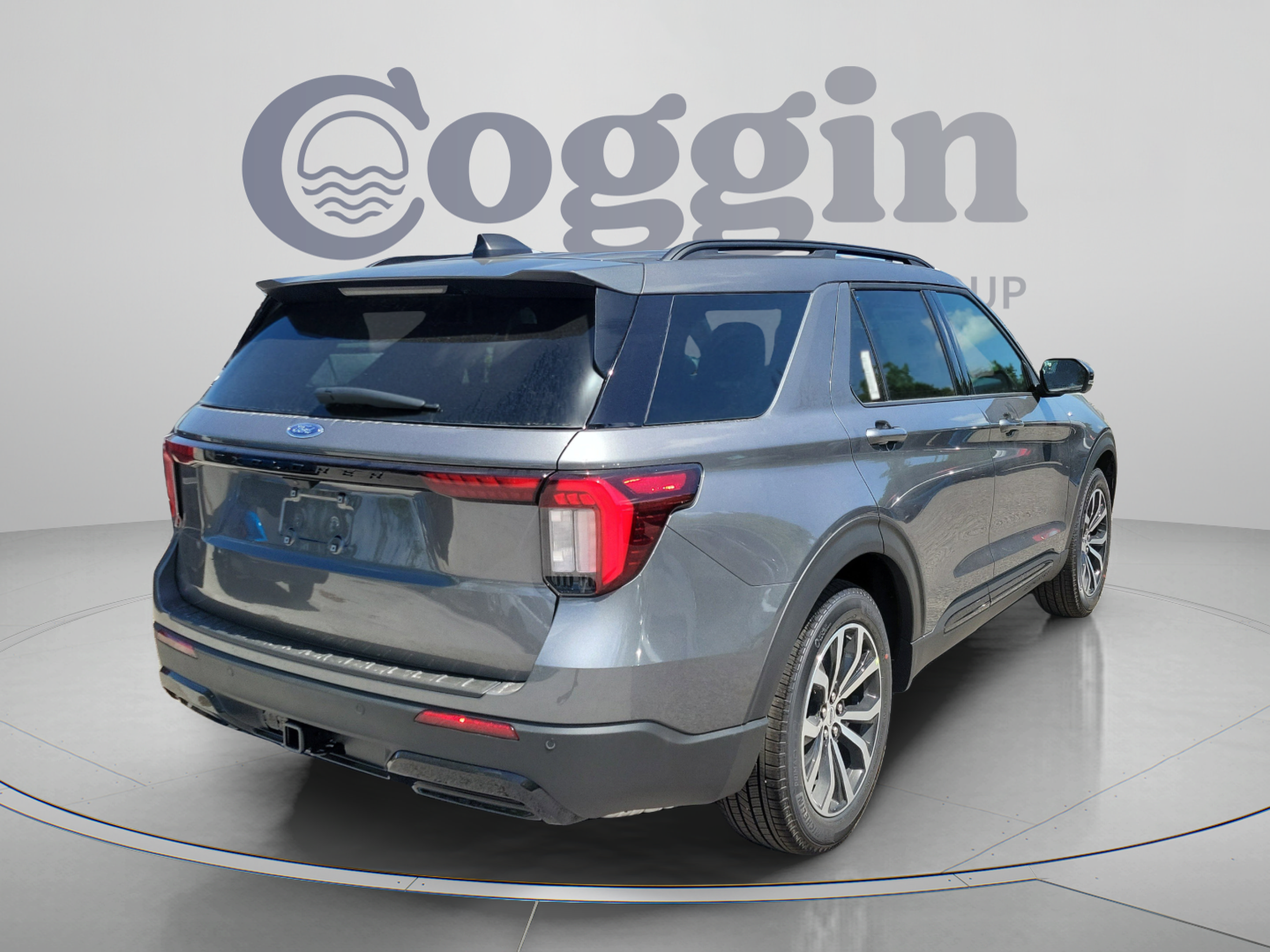New 2026 Ford Explorer ST-Line RWD image 3