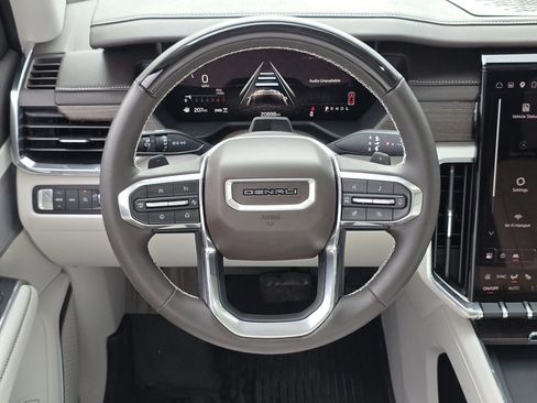 Used 2024 GMC Acadia Denali w/ Super Cruise Package image 22