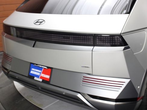 Used 2024 Hyundai Ioniq 5 Limited image 21