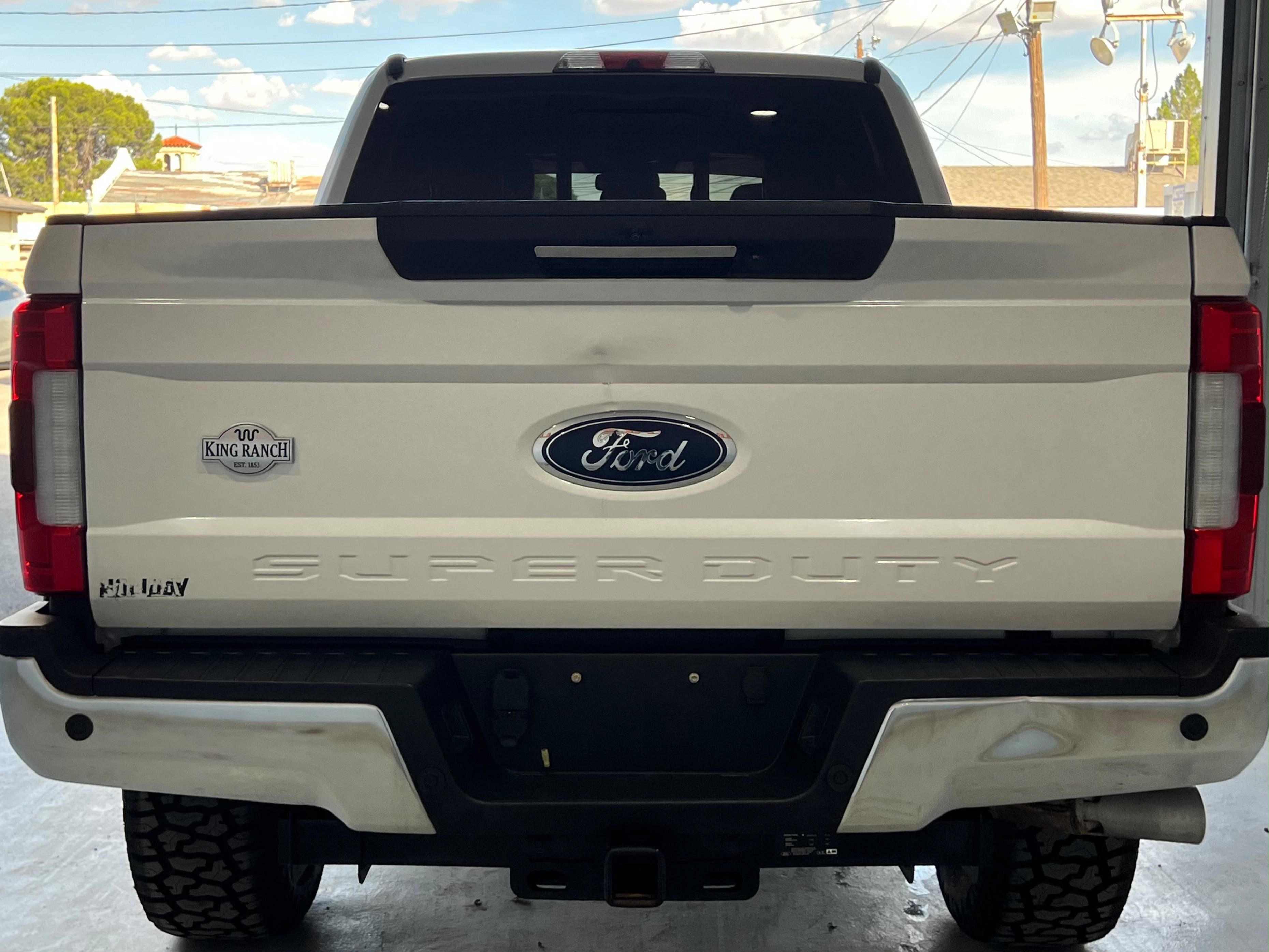 Used 2019 Ford F250 King Ranch w/ King Ranch Ultimate Package AWD/4WD image 4