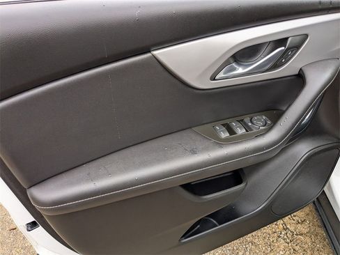 Used 2023 Chevrolet Blazer LT image 13