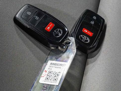 Certified 2024 Toyota Tacoma SR5 RWD image 31