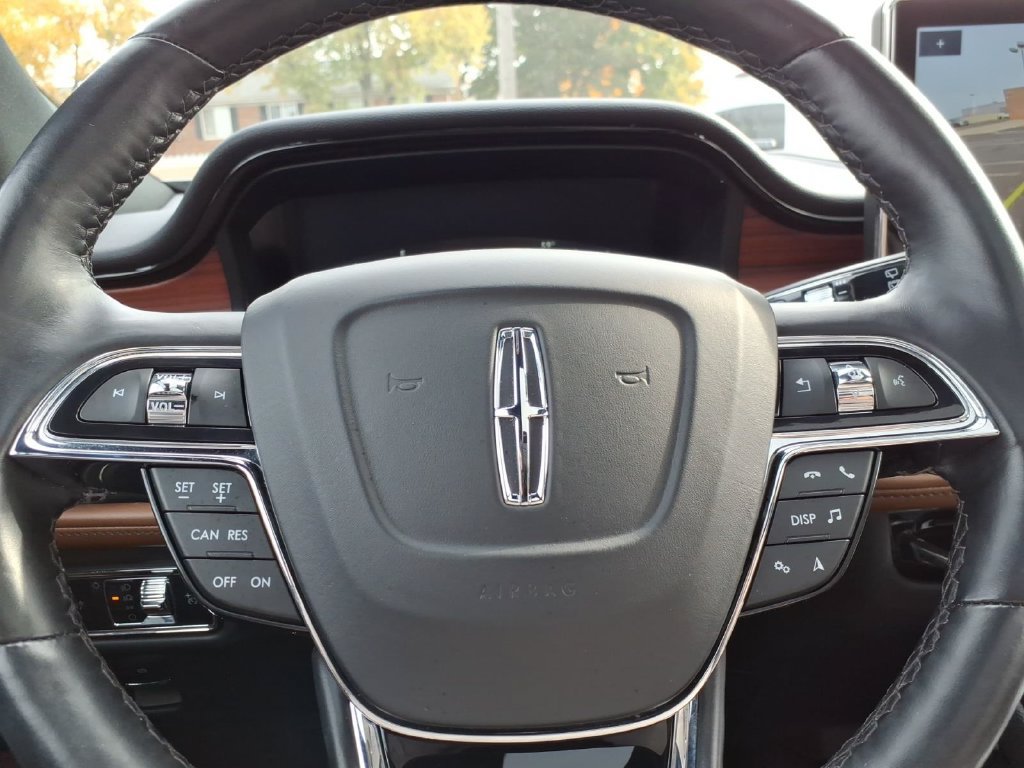 Certified 2023 Lincoln Nautilus Reserve AWD/4WD image 22