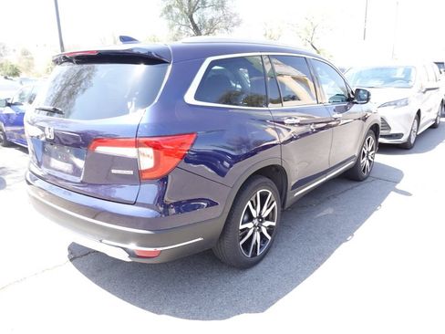 Used 2022 Honda Pilot Touring image 3