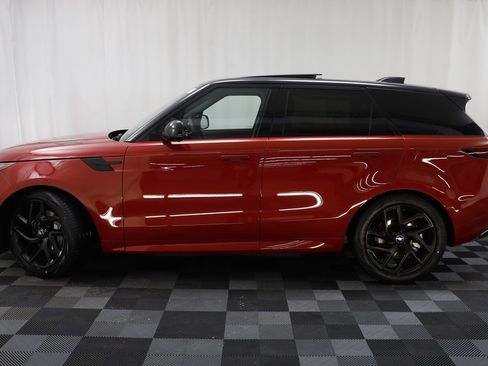 New 2025 Land Rover Range Rover Sport Dynamic SE image 5