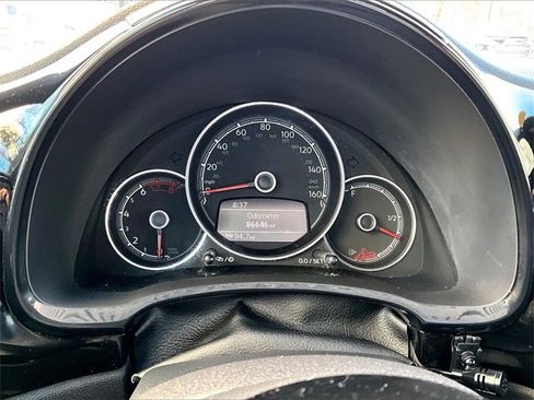 Used 2019 Volkswagen Beetle 2.0T S image 25