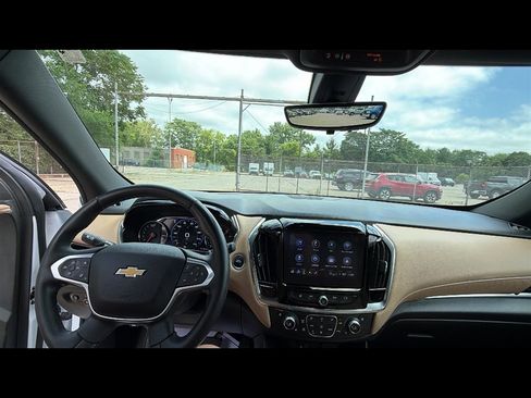 Used 2023 Chevrolet Traverse Premier w/ LPO, Floor Liner Package AWD/4WD image 10