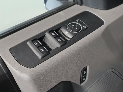 Used 2024 Ford F450 Lariat AWD/4WD image 13