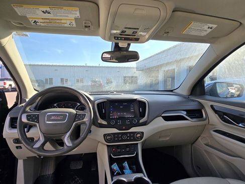 Used 2020 GMC Terrain Denali w/ GMC Pro Grade Package image 17