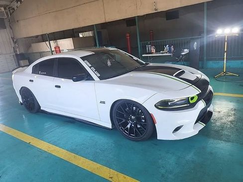 Used 2019 Dodge Charger R/T RWD image 6