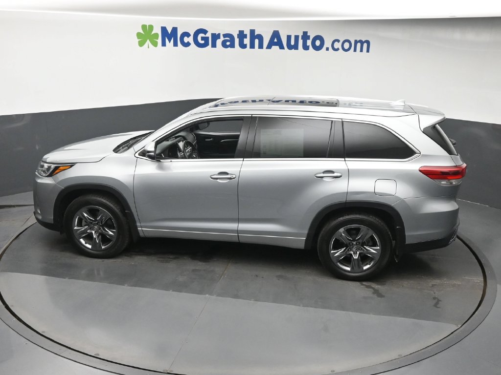 Used 2019 Toyota Highlander Limited Platinum AWD/4WD image 27