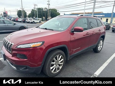 Used 2017 Jeep Cherokee Limited AWD/4WD image 1