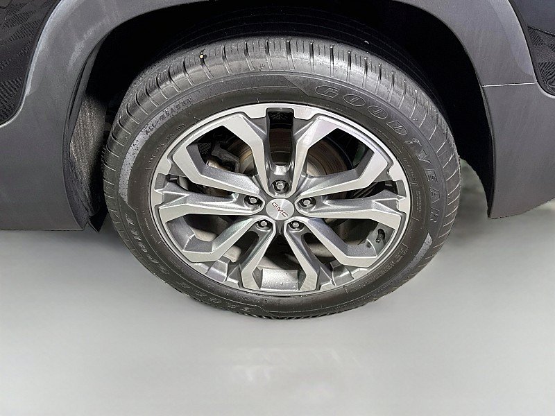 Used 2019 GMC Terrain SLT w/ Preferred Package FWD image 29