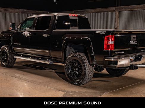 Used 2015 GMC Sierra 2500 Denali w/ Duramax Plus Package image 7