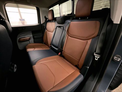 Used 2024 Ford Maverick Lariat FWD image 25