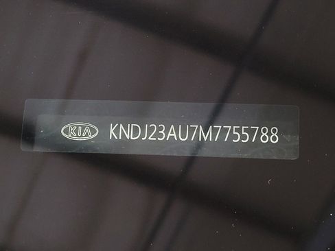 Used 2021 Kia Soul LX FWD image 33