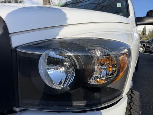 Used 2006 Dodge Ram 3500 Truck SLT w/ Quad Cab Big Horn Value Group image 12