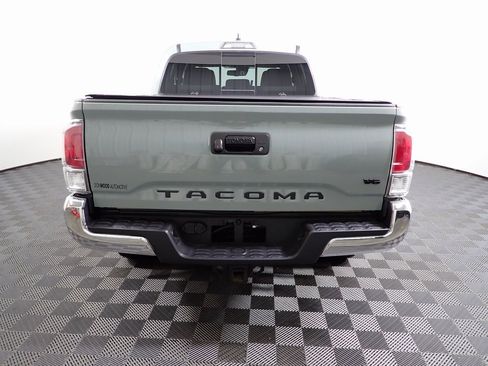 Used 2023 Toyota Tacoma TRD Off-Road image 12