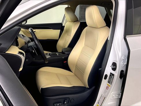 Used 2018 Lexus NX 300 FWD image 7