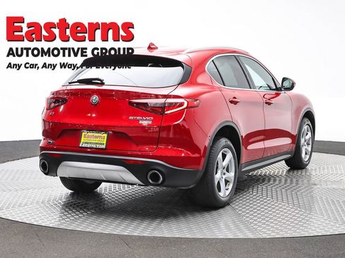 Used 2020 Alfa Romeo Stelvio AWD image 5