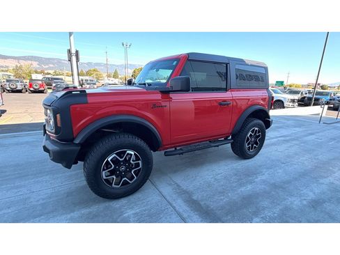 Used 2022 Ford Bronco 2-Door image 3
