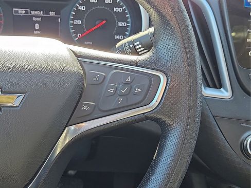 Used 2024 Chevrolet Malibu LT image 18