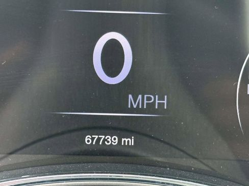 Used 2019 Jeep Grand Cherokee Limited image 17