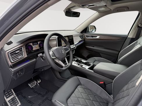 New 2026 Volkswagen Atlas SEL Premium R-Line AWD/4WD image 9