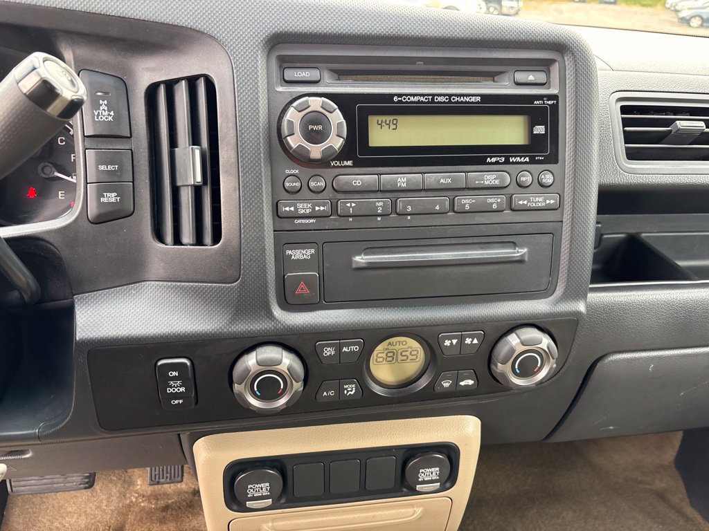 Used 2010 Honda Ridgeline RTS image 18