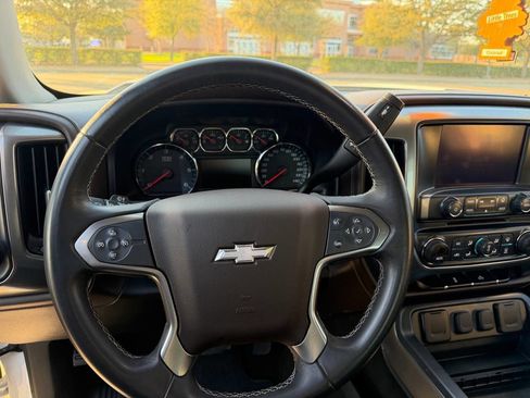 Used 2017 Chevrolet Silverado 1500 LT w/ Texas Edition image 12