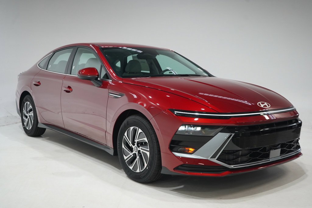 New 2026 Hyundai Sonata Blue FWD image 1