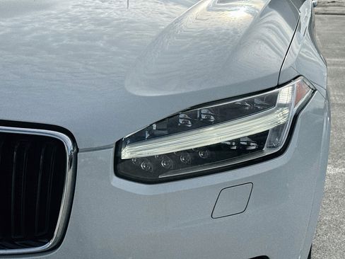 Used 2018 Volvo XC90 T6 Momentum w/ Convenience Package AWD/4WD image 30