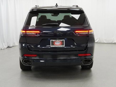 Certified 2024 Jeep Grand Cherokee L Summit w/ High Altitude Package image 12