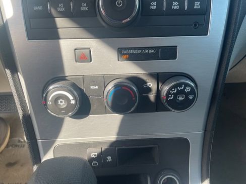 Used 2011 GMC Acadia SL w/ Preferred Package image 23