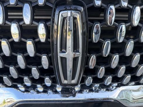 Used 2024 Lincoln Aviator Black Label AWD/4WD image 8