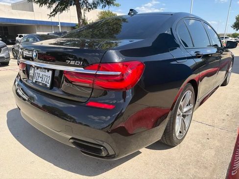 Used 2018 BMW 750i xDrive AWD/4WD image 5