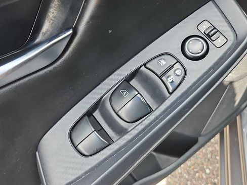 Used 2023 Nissan Sentra SV FWD image 15