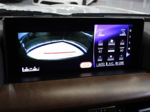 Used 2019 Lexus LX 570 4WD image 53