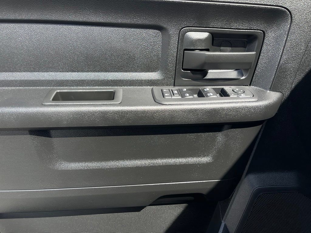New 2027 RAM 3500 Tradesman AWD/4WD image 9