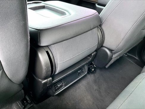 Used 2020 Chevrolet Silverado 1500 LT RWD image 24