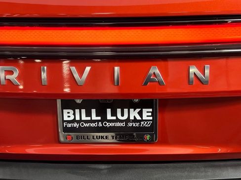 Used 2024 Rivian R1S Launch Edition image 32