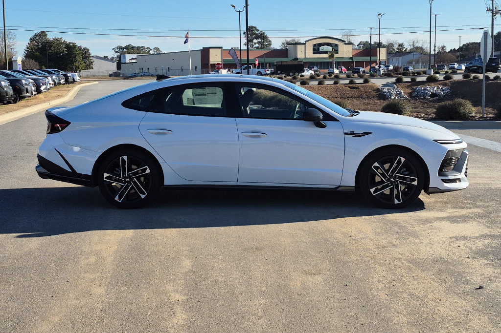 New 2027 Hyundai Sonata N Line FWD image 4